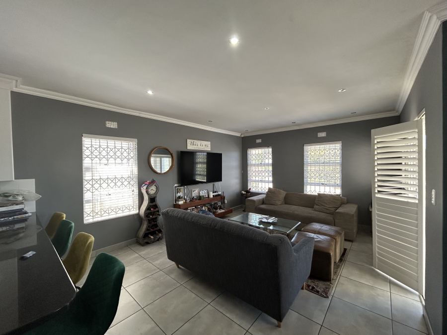 3 Bedroom Property for Sale in Nahoon Valley Park Eastern Cape